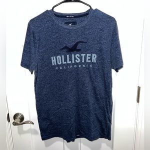 Men’s Hollister tshirt